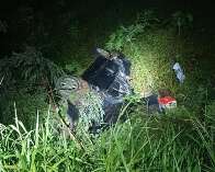 Motorista capota carro ao tentar desviar de animal na BR-262 em Corumb&aacute;