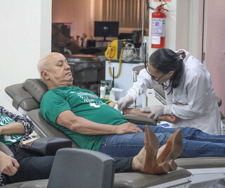 H&aacute; 10 anos, grupo promove campanha para refor&ccedil;ar estoque de sangue no Carnaval