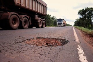 Mais 2 rodovias do Vale da Celulose v&atilde;o a leil&atilde;o este ano, garante Riedel