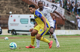 Dourados marca nos acr&eacute;scimos e evita derrota diante do Oper&aacute;rio