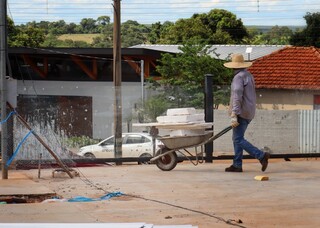 Nem mesmo alta da constru&ccedil;&atilde;o resolve falta de moradias em Inoc&ecirc;ncia