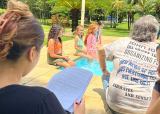 Micaelly largou c&acirc;mera improvisada para ser atriz mirim no Rio