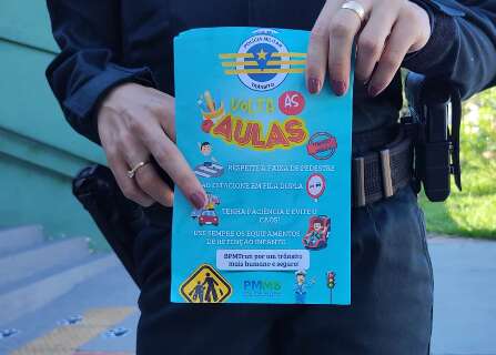 Fila dupla e desrespeito &agrave; faixa s&atilde;o principais infra&ccedil;&otilde;es no retorno &agrave;s aulas