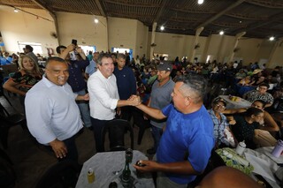 Sem esc&acirc;ndalos e com resultados, Riedel entra no ano decisivo