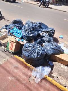 Moreninhas fica sem coleta de lixo e Solurb diz que falta m&atilde;o de obra