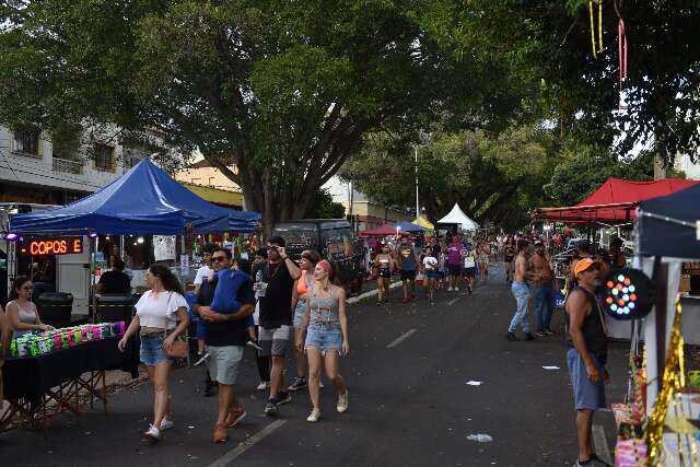 Prefeitura seleciona 44 ambulantes para atuar no Carnaval da Esplanada