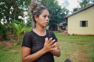 Sem transporte, fam&iacute;lias da zona rural improvisam para manter filhos na escola