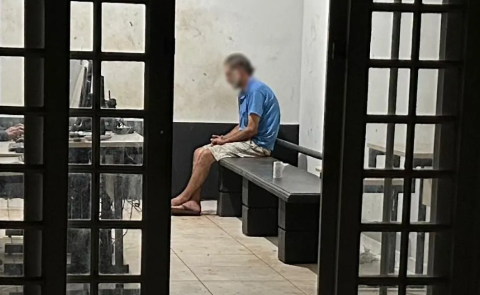 Defesa alega aus&ecirc;ncia de hist&oacute;rico violento para pedir liberdade de feminicida