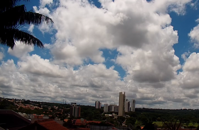 Carnaval com alerta: tempestade pode atingir MS na quinta e na sexta