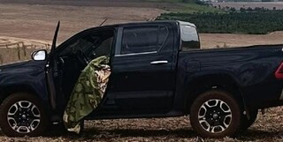 Dois brasileiros s&atilde;o mortos por pistoleiros em lavoura de soja na fronteira