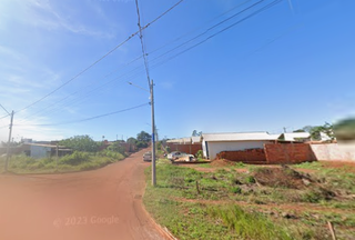 Atiradores se identificam como policiais, invadem casa e disparam contra jovem