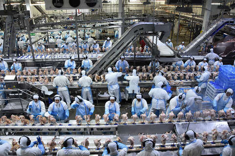 Ind&uacute;stria e com&eacute;rcio sentiriam pouco efeito com jornada de 40 horas