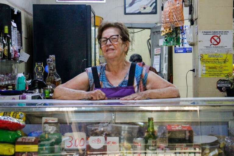 Nem os novos bares da 14 de Julho desanimaram o boteco raiz da Nice