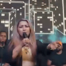 Cantora paraguaia vira r&eacute; por usar documento falso com dados de MS