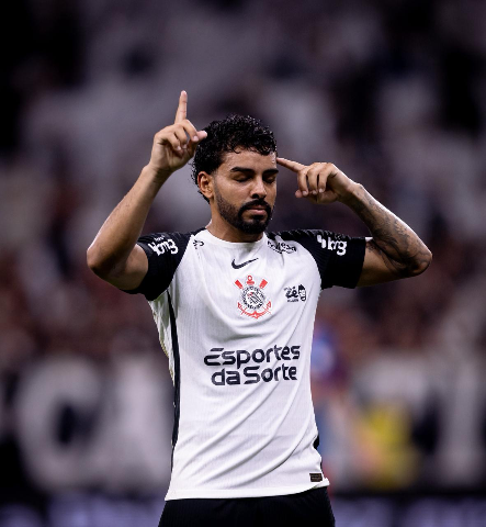 Brasileir&atilde;o tem vit&oacute;rias de Corinthians, Fluminense e Athletico-PR