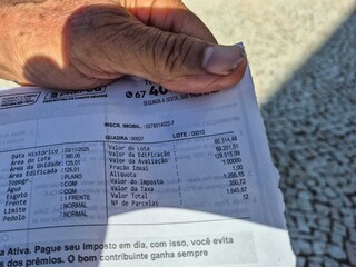 Em meio a d&uacute;vidas, contribuintes enfrentam fila ao amanhecer por IPTU