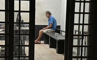 Idoso segue preso após investigação concluir que morte da esposa foi suicídio Idoso segue preso após investigação concluir que morte da esposa foi suicídio
