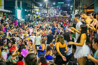 Corumb&aacute; prioriza artistas locais e economiza R$ 6 milh&otilde;es no Carnaval de rua