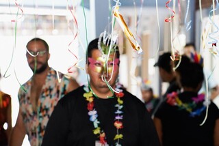 Contra o tabu da "loucura", bloco levou glitter e inclusão para o CAPS Contra o tabu da "loucura", bloco levou glitter e inclusão para o CAPS