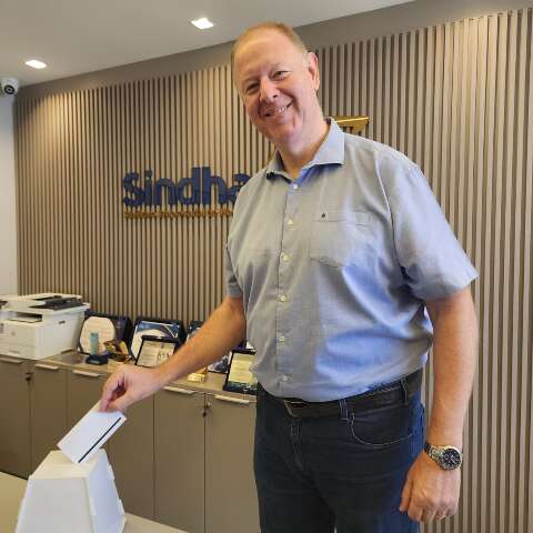 Sindha reconduz Juliano Wertheimer e aposta na for&ccedil;a da hotelaria e alimenta&ccedil;&atilde;o