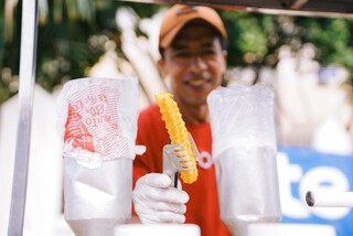 Chuva atrasa, mas n&atilde;o espanta anima&ccedil;&atilde;o dos foli&otilde;es que curtem o Cord&atilde;o Valu