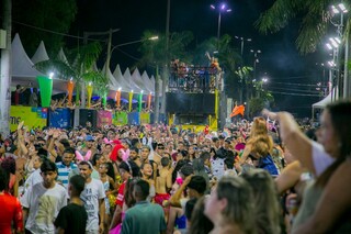 Blocos oficiais de Corumb&aacute; abrem neste s&aacute;bado o desfile na passarela do samba
