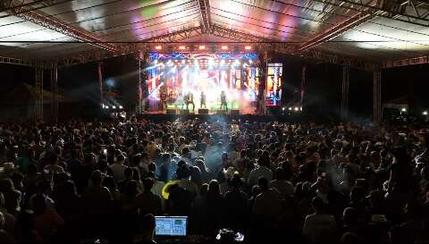 Encontro Estadual de Clubes do La&ccedil;o movimenta carnaval em Bonito