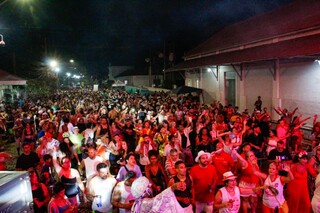 Primeiro dia de Cord&atilde;o Valu re&uacute;ne 10 mil foli&otilde;es na Esplanada Ferrovi&aacute;ria