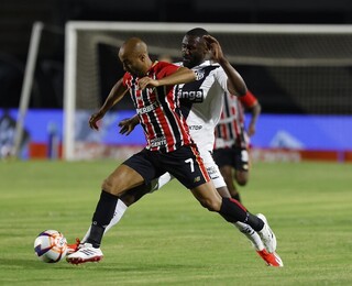 Santos goleia Velo Clube e S&atilde;o Paulo vence na rodada do Paulista