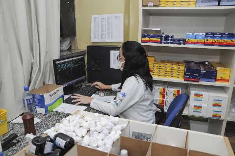 MP apura se administrativos est&atilde;o entregando medicamentos em farm&aacute;cias de postos