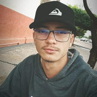 No dia do anivers&aacute;rio, jovem morre ao ter moto atingida por carro