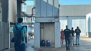 Bombeiros vistoriam f&aacute;brica de refrigerantes ap&oacute;s vazamento de am&ocirc;nia 