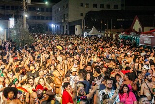 Primeiro dia de Capivara Blas&eacute; leva 17 mil pessoas para Esplanada