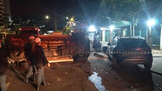 Condutora perde controle e tomba Ford Ranger no Parque das Na&ccedil;&otilde;es