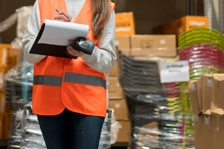 Demitida grávida, trabalhadora vence ação contra empresas ligadas à Shopee Demitida grávida, trabalhadora vence ação contra empresas ligadas à Shopee