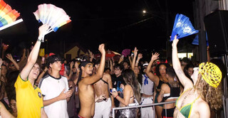 Mini blocos d&atilde;o vez a quem quer fazer folia sem or&ccedil;amento gigante