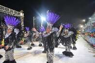 Hoje tem 2º dia de desfile e escolas voltam à avenida para fechar a disputa