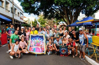 Bonde argentino "largou rixa" com Brasil para curtir Carnaval na Capital