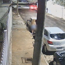 Ano ap&oacute;s ano, c&acirc;mera flagra xixi e at&eacute; fezes de foli&otilde;es em rua do Cabre&uacute;va