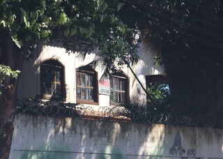 Ap&oacute;s anos de descaso, bairro mais antigo de cidade vira "museu abandonado"