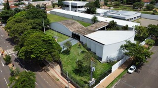 Ap&oacute;s anos de descaso, bairro mais antigo de cidade vira "museu abandonado"