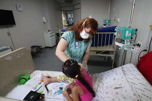 Estado cria regime especial de jornada na sa&uacute;de 24h