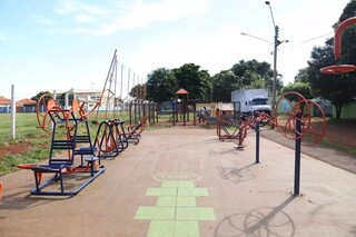 Governo muda regras das academias ao ar livre e fixa repasse mensal Governo muda regras das academias ao ar livre e fixa repasse mensal