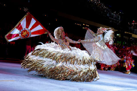 Viradouro &eacute; campe&atilde; do Carnaval no Rio com desfile em homenagem a Mestre Ci&ccedil;a