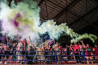 Vila Carvalho vence Carnaval de Campo Grande por um d&eacute;cimo