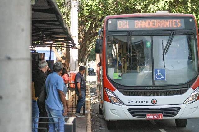 Dois meses ap&oacute;s liminar, interven&ccedil;&atilde;o no transporte &eacute; inc&oacute;gnita
