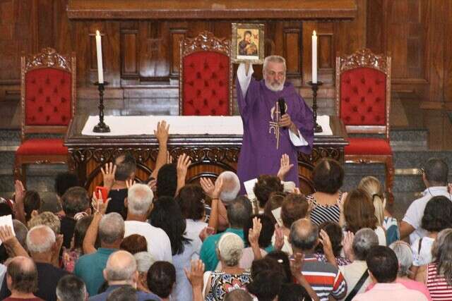 67% dizem n&atilde;o manter promessas durante a Quaresma, aponta enquete 