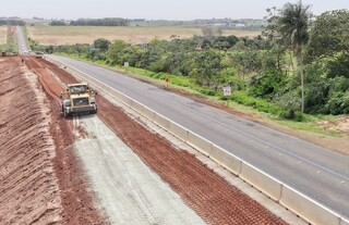 Concession&aacute;ria executa 17 km de obras iniciais na BR-163, aponta relat&oacute;rio