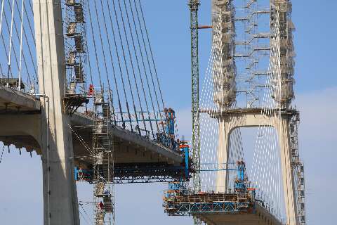 A 101 metros da hist&oacute;ria, ponte da Rota Bioce&acirc;nica se aproxima da conex&atilde;o final