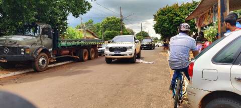 Crian&ccedil;a de 2 anos morre atropelada enquanto brincava na rua